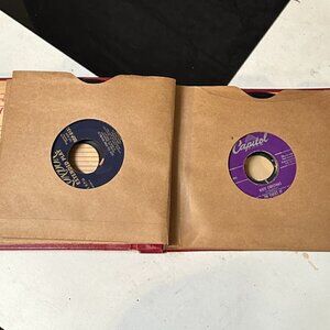 Christmas 45 RPM 8 Records Vintage White Silver Bells 12 DAYS OF FROSTY SNOWMAN